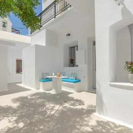 Naxian Heart-walk To Castle, Port & Portara Naxos City